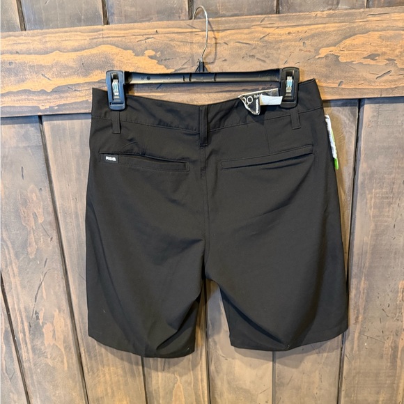 RSQ hybrid Men's Black Shorts - Picture 2 of 2